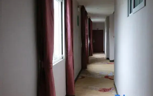 Pingguo Jufeng Express Hotel
