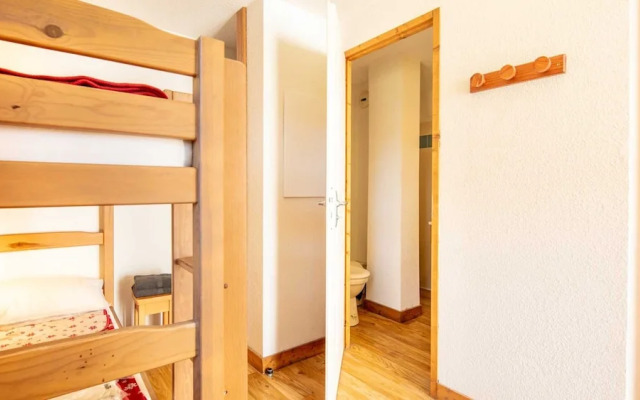 Mountain Hideaway for 4 Guests