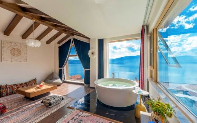 Haizhaoshan Dali Haidongfang Sea View Resort Villa