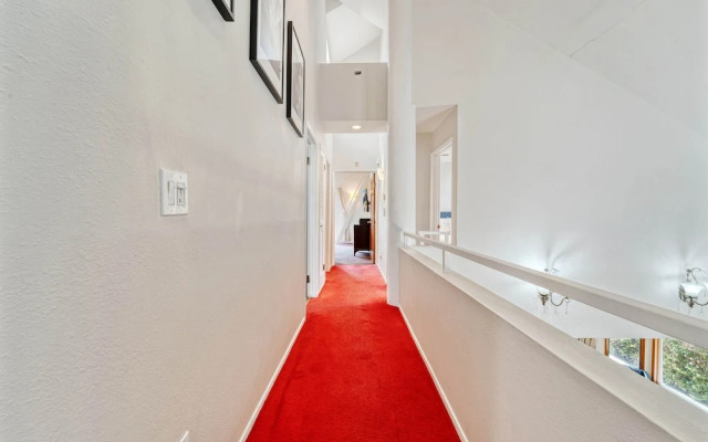 NEW - 1 Location-family-5br-yard-gym-parking