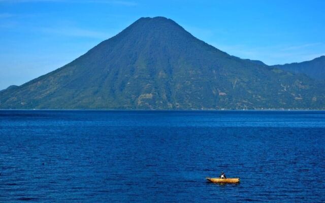 Laguna Lodge Eco-Resort & Nature Reserve