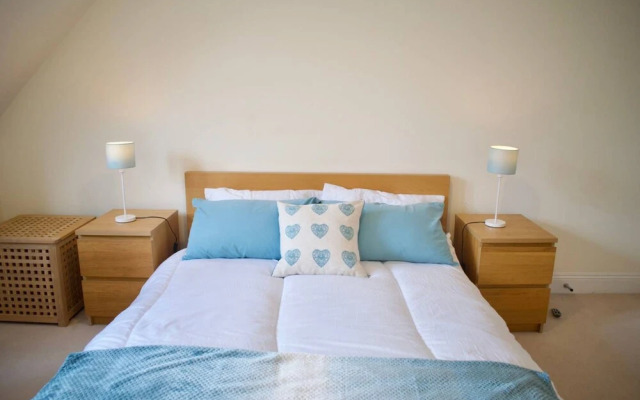 Luxury Penthouse Apartment, Edinburgh, Sleeps 4
