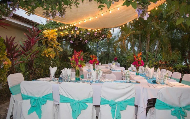 Las Brisas Resort And Villas