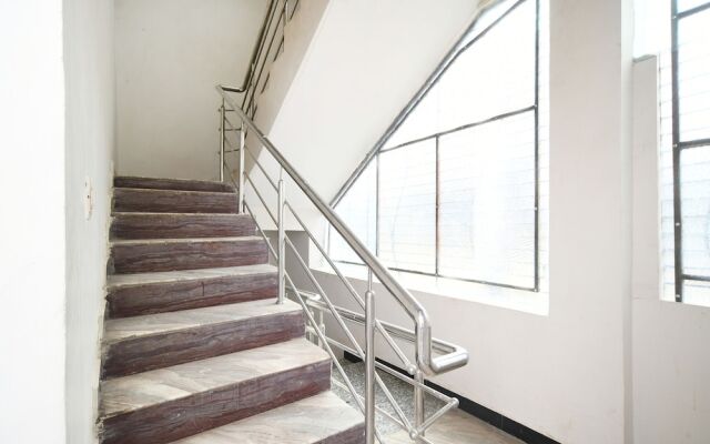 FabHotel Shiva Grand