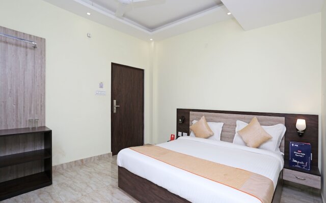 OYO Flagship 120 Gupta Inn Cantonment