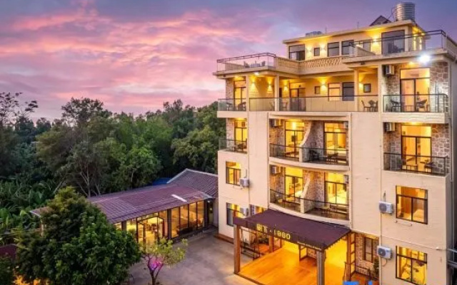 Stay · 1980 Sea View Holiday Resort Hotel (Drip Water Danping Shiluokou Beach Store) – Exterior – Beihai