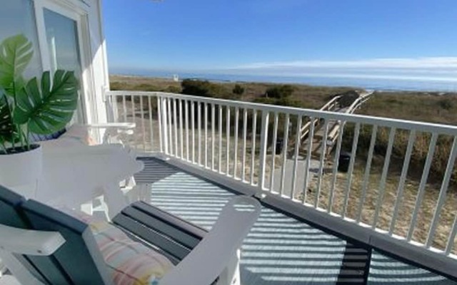 Beach Happy by Sea Scape Properties