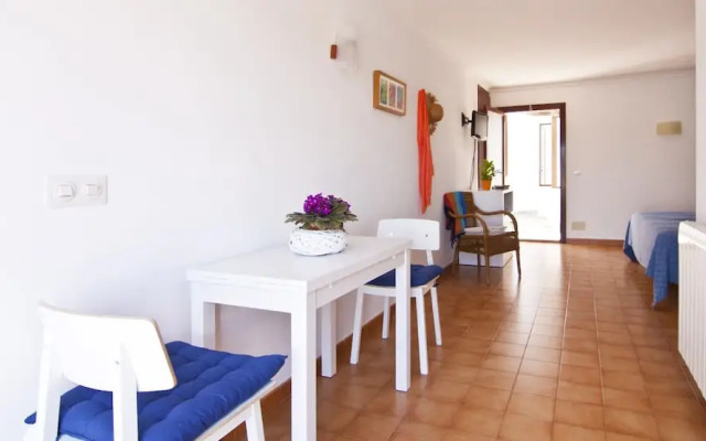 Apartamentos Cala Figuera