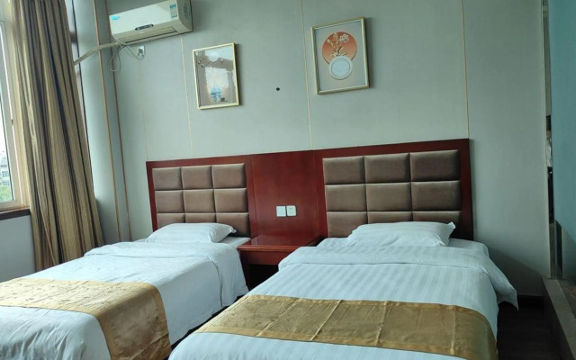 Longjing Business Hotel