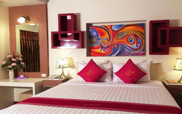 Ayara Grand Palace Hotel