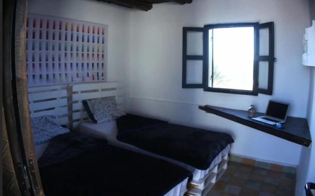 Tawsna Riad