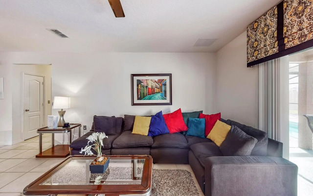 Fantastic Cypress Pointe Vacation Home