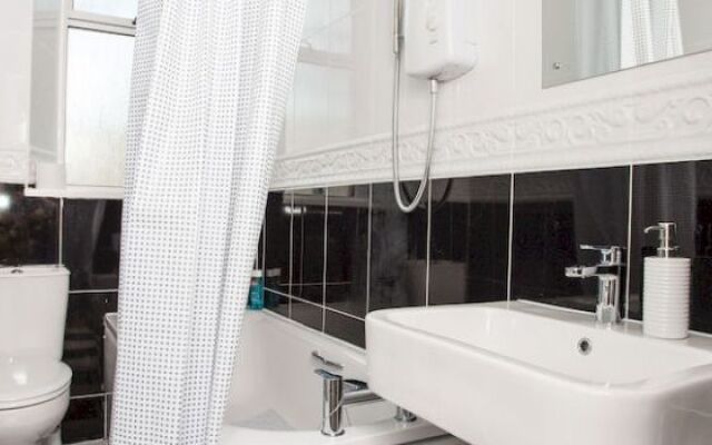 Holistic Condos - Brunswick Street