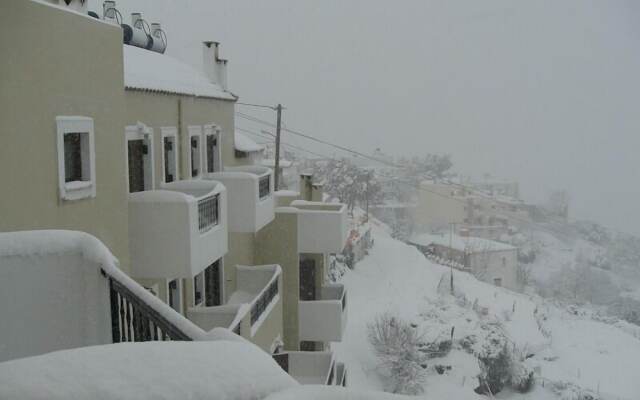 Marina Hotel