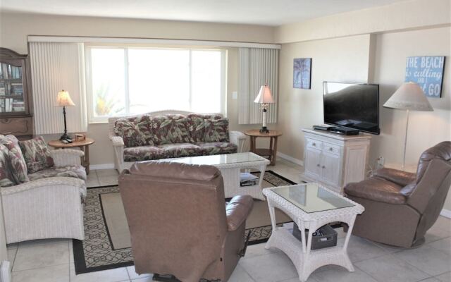 Jamaica Royale 401 - 2 Br Condo