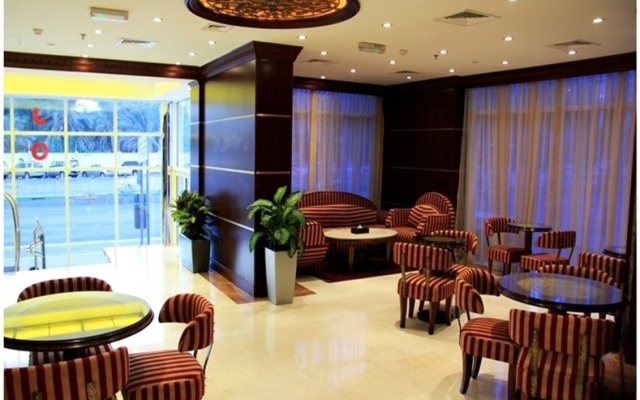 Trianon Royal Hotel