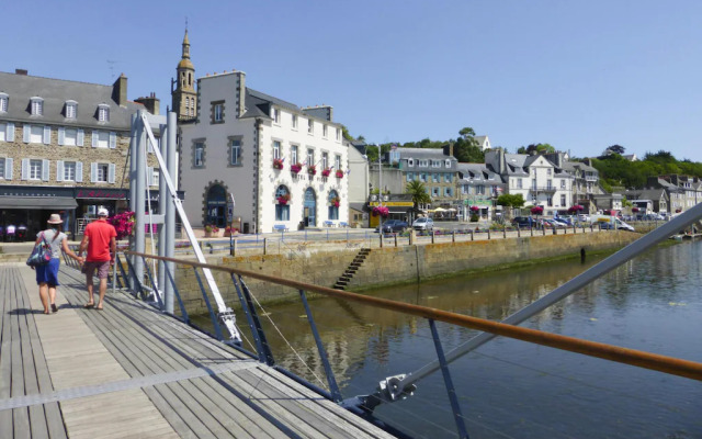 Semi-detached Houses, Etables-sur-mer