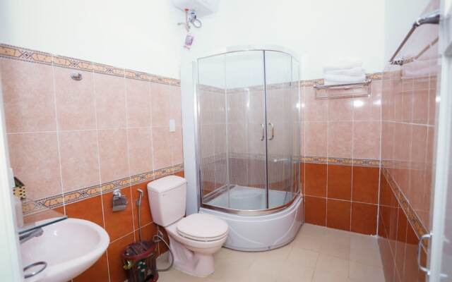 Pho Lanh Hotel