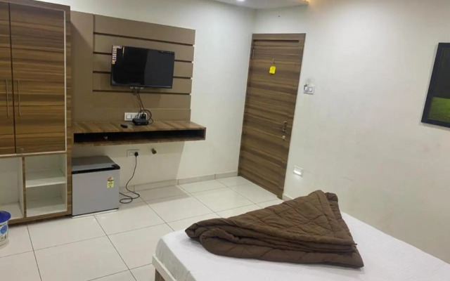 HV Beach Hotel
