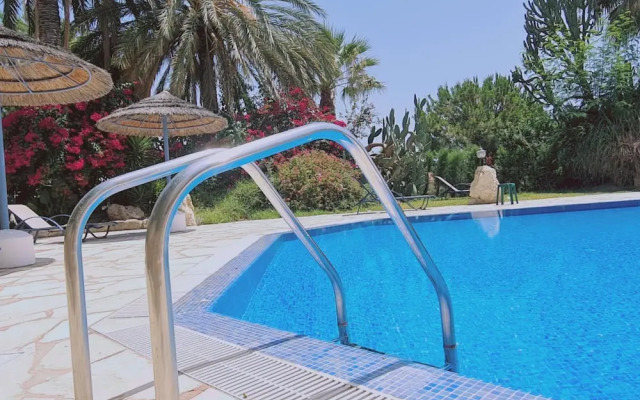 90 TLA - Stay Tala Sea View Apartment