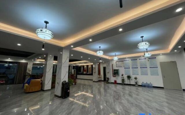 Tiandeng Junhao Hotel