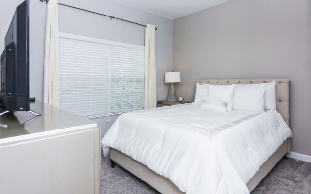 Dream Townhome with private pool Close to Disney SL4906