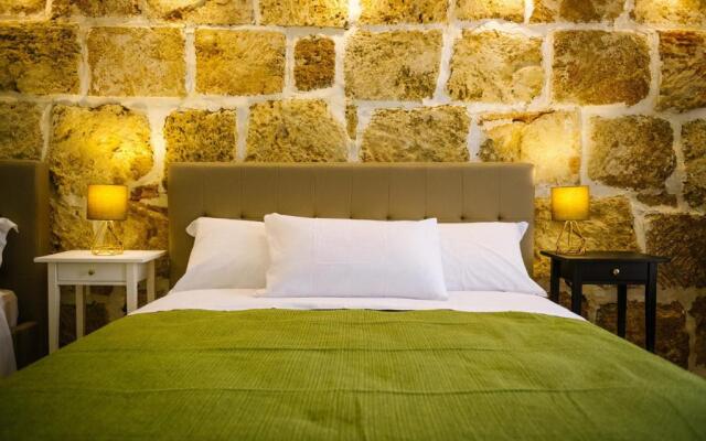 Regina Elena Charme Rooms