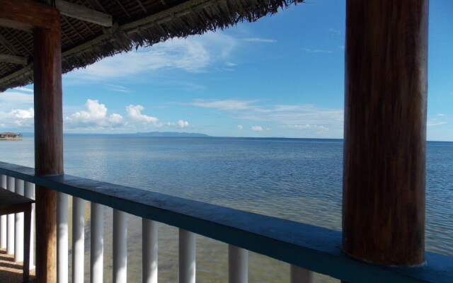 Woodruffs Beach Resort