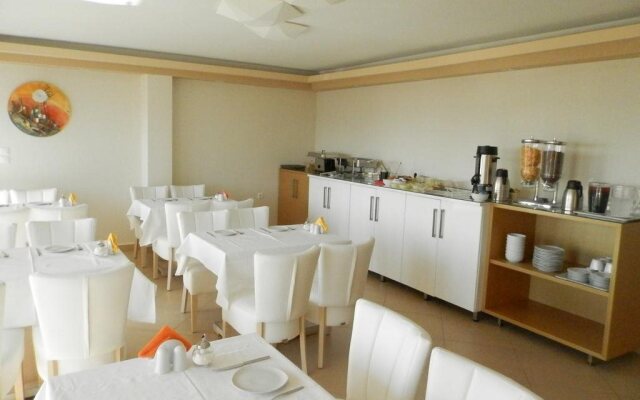 Sunrise Hotel
