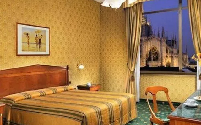 Grand Plaza