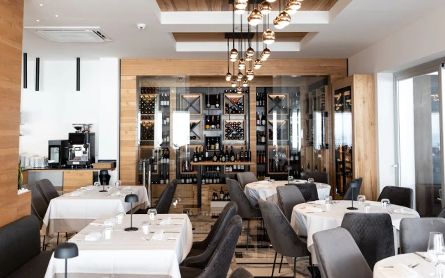 Midenza Seaside & Nature Retreat