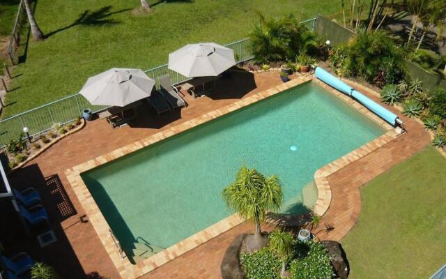 Sails Resort on Golden Beach