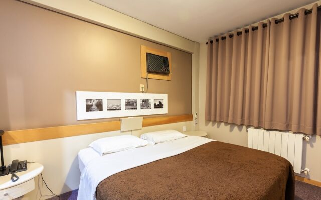 Tri Hotel & Flat Caxias
