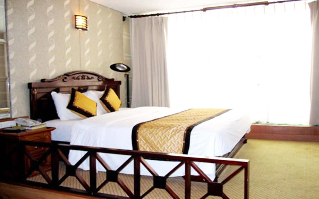 Oasis Hanoi Hotel
