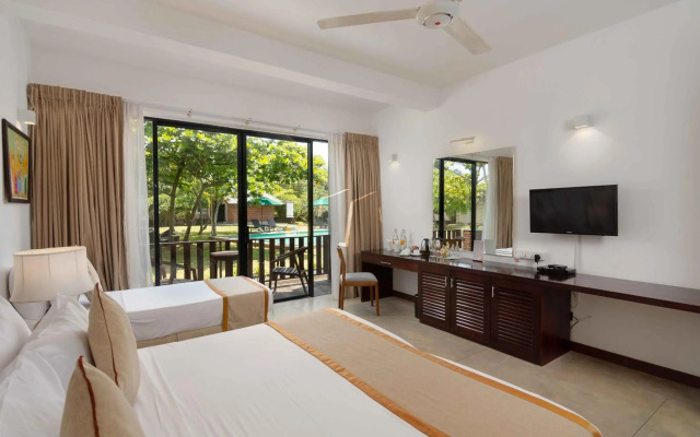 South Lake Resort Koggala