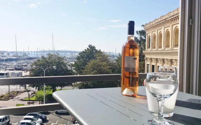 Top Floor2 Beds W/Sea Wiew