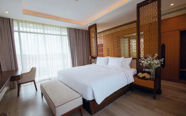 The Palm Nest Cam Ranh Pool Villa