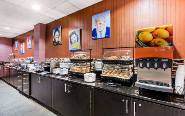 Holiday Inn Nashville Downtown - Stadium by IHG