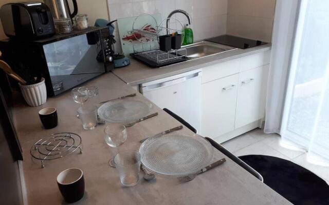 Maisonnette à 100 M de Tarbes sud