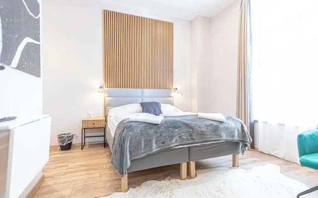 4BR Apt. for Groups 6-Min to Stadthalle