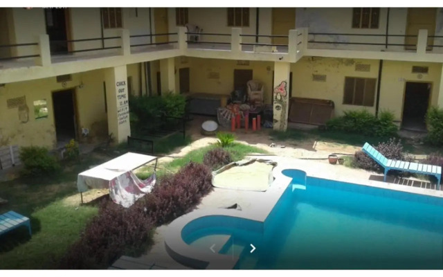 Lake View Stay with In-house Swimming pool