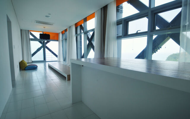 Haslla Art World Museum Hotel