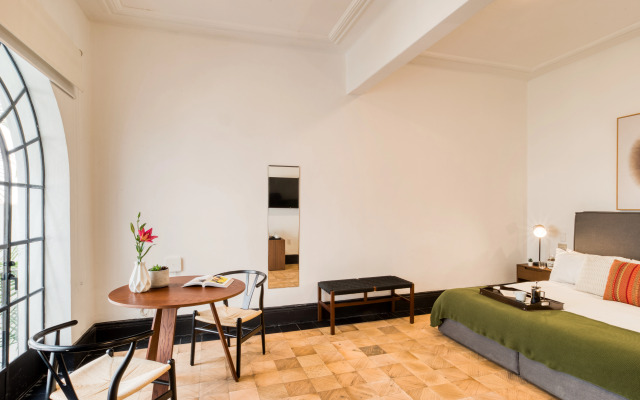Santa Casa by Tasman