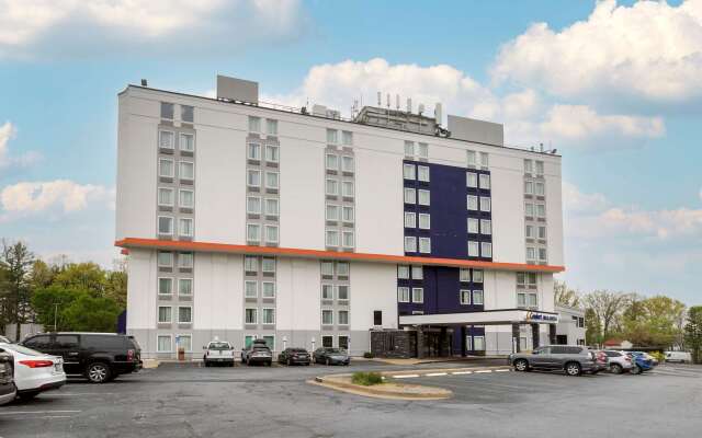 Comfort Inn & Suites Alexandria West