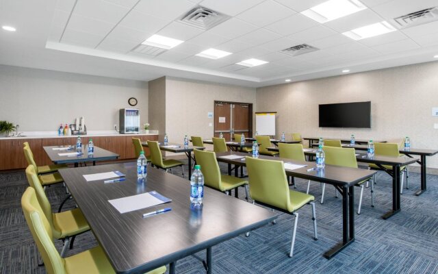 Holiday Inn Express & Suites Alachua - Gainesville Area by IHG