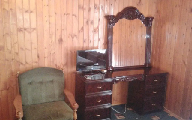 Izumrud Guest House