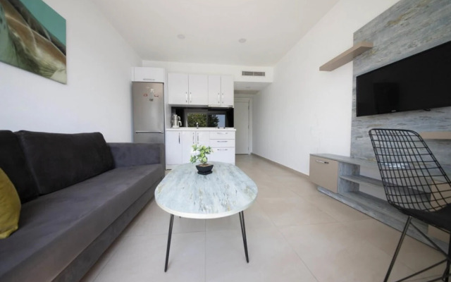 Seafront Flat With Breathtaking Sea View in Bodrum