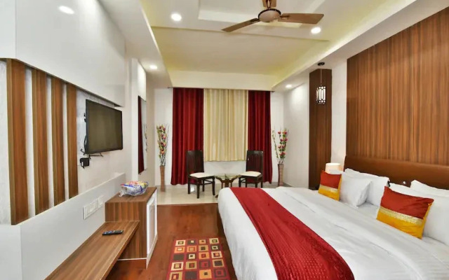 Hotel Pinaz Royale