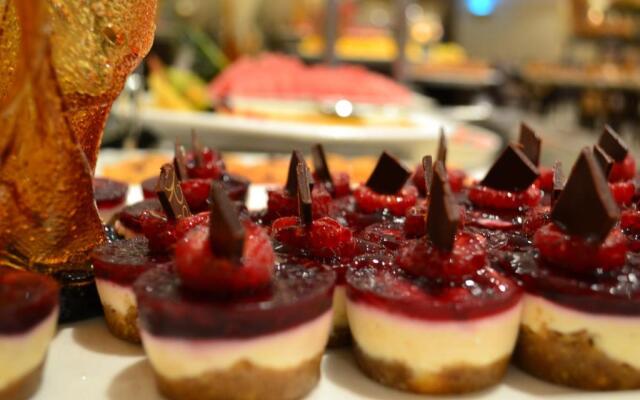 Sheraton Khalidiya Hotel