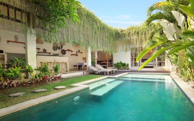 Villa Pertiwi